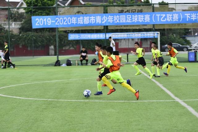 新疆签约外援威金顿 本赛季曾代表雄鹿出战3场