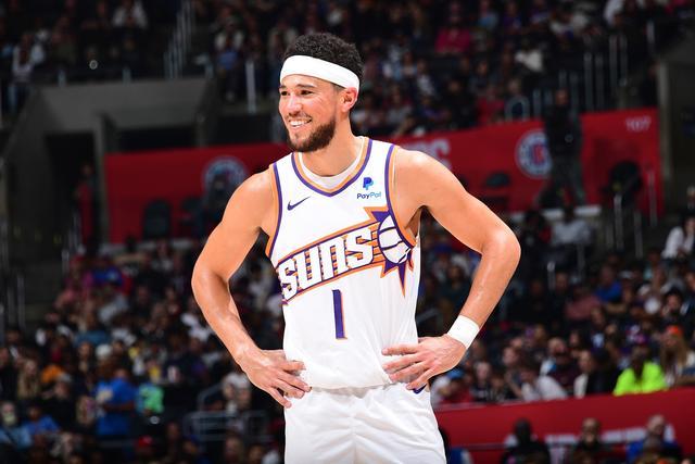 陈盈骏22分首钢胜新疆 佩里23分深圳胜天津